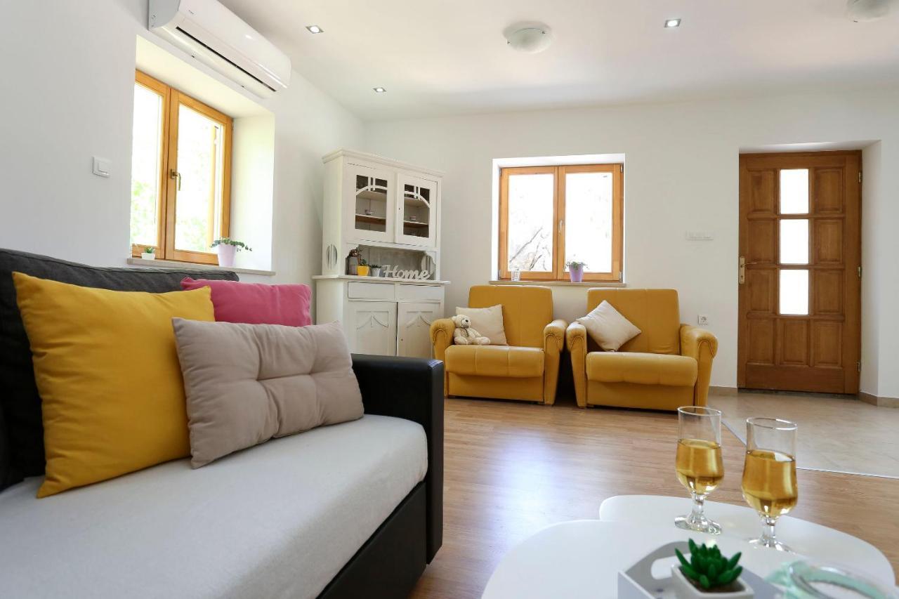 House Marijan Villa Sestanovac Exterior photo